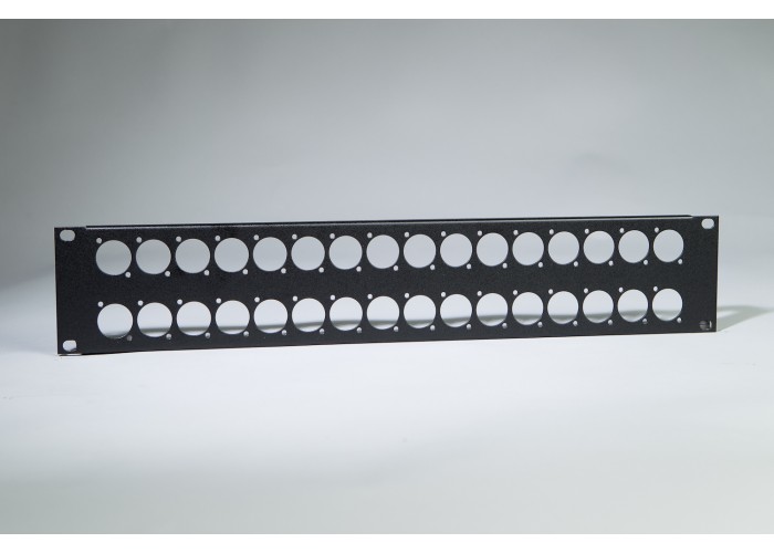 2U-Upanel-32XLR